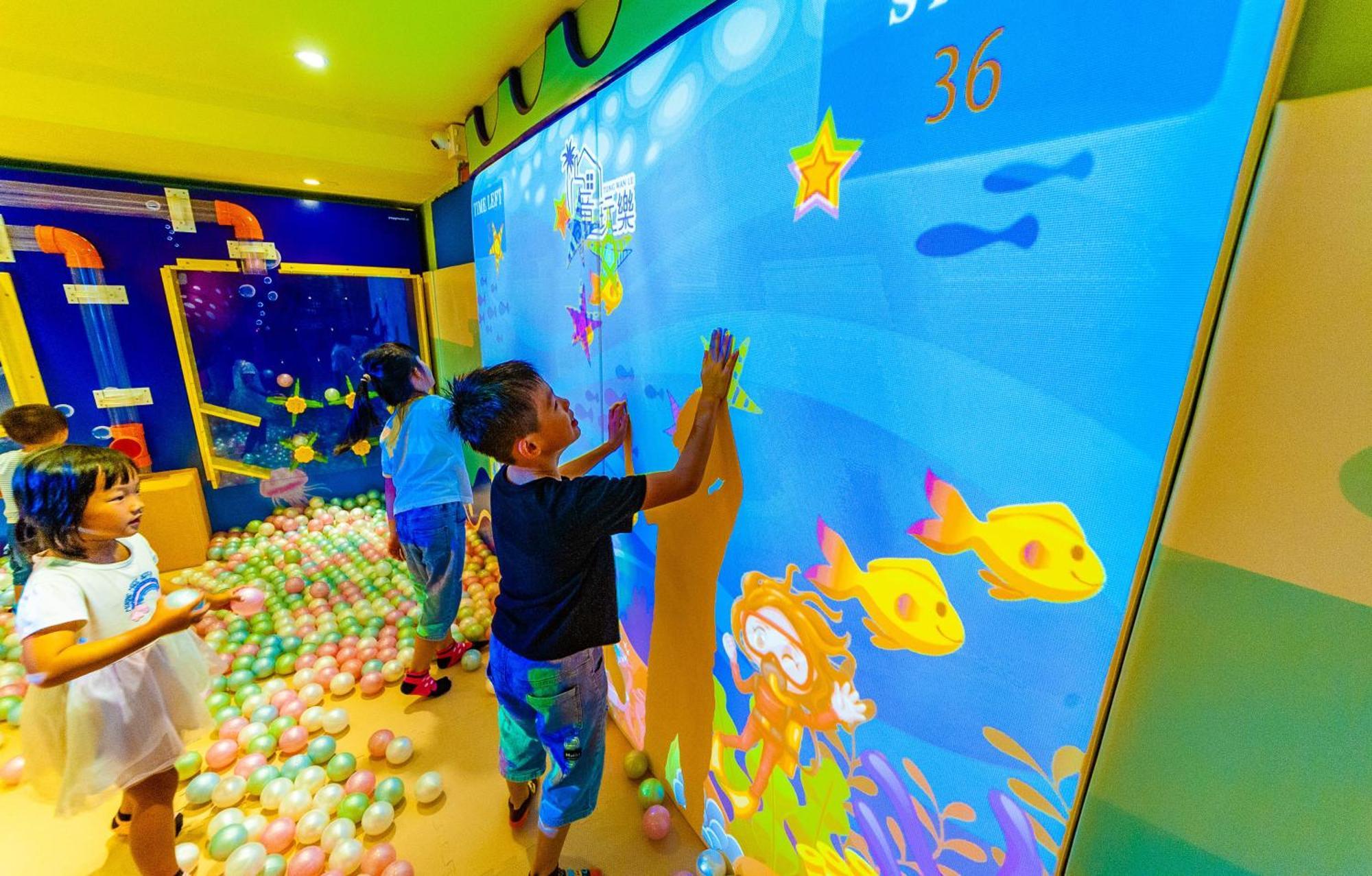 Have Fun Hotel Luodong Exterior photo