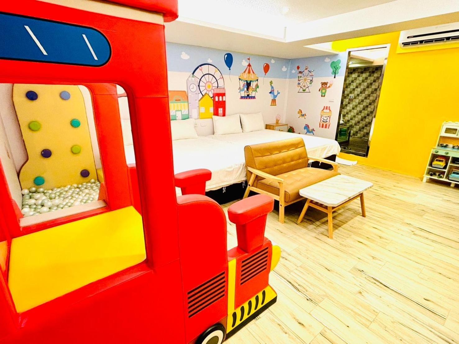 Have Fun Hotel Luodong Exterior photo